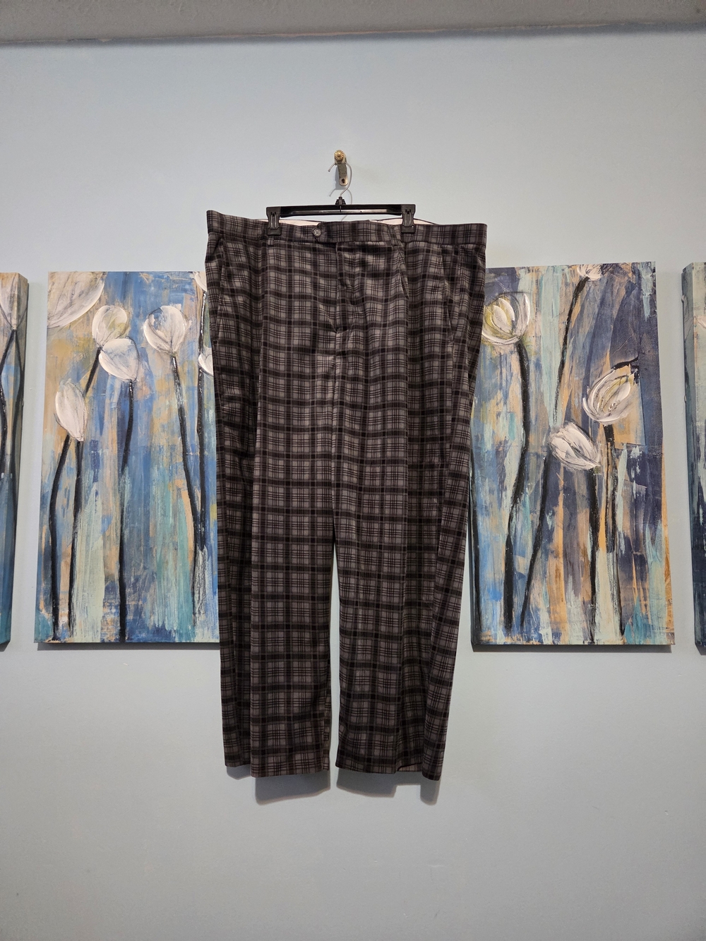 Men's Plaid Dress Pants in Charcoal Gray